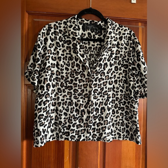 Code x Mode Cheetah Print Blouse - Picture 4 of 4